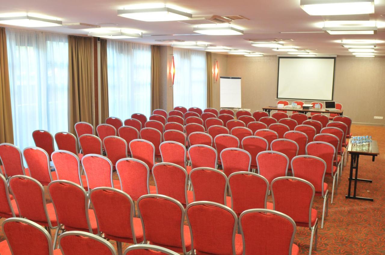 Centrum Wypoczynkowo-Konferencyjne Solaris Лази Екстер'єр фото